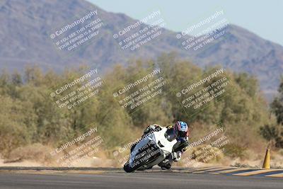 media/Oct-30-2025-Racers Edge (Thu) [[dabbdaf680]]/2-A Group/Session 5 (Turn 7)/